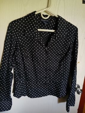 Jones New York Black Polka Dot Button-Front Blouse